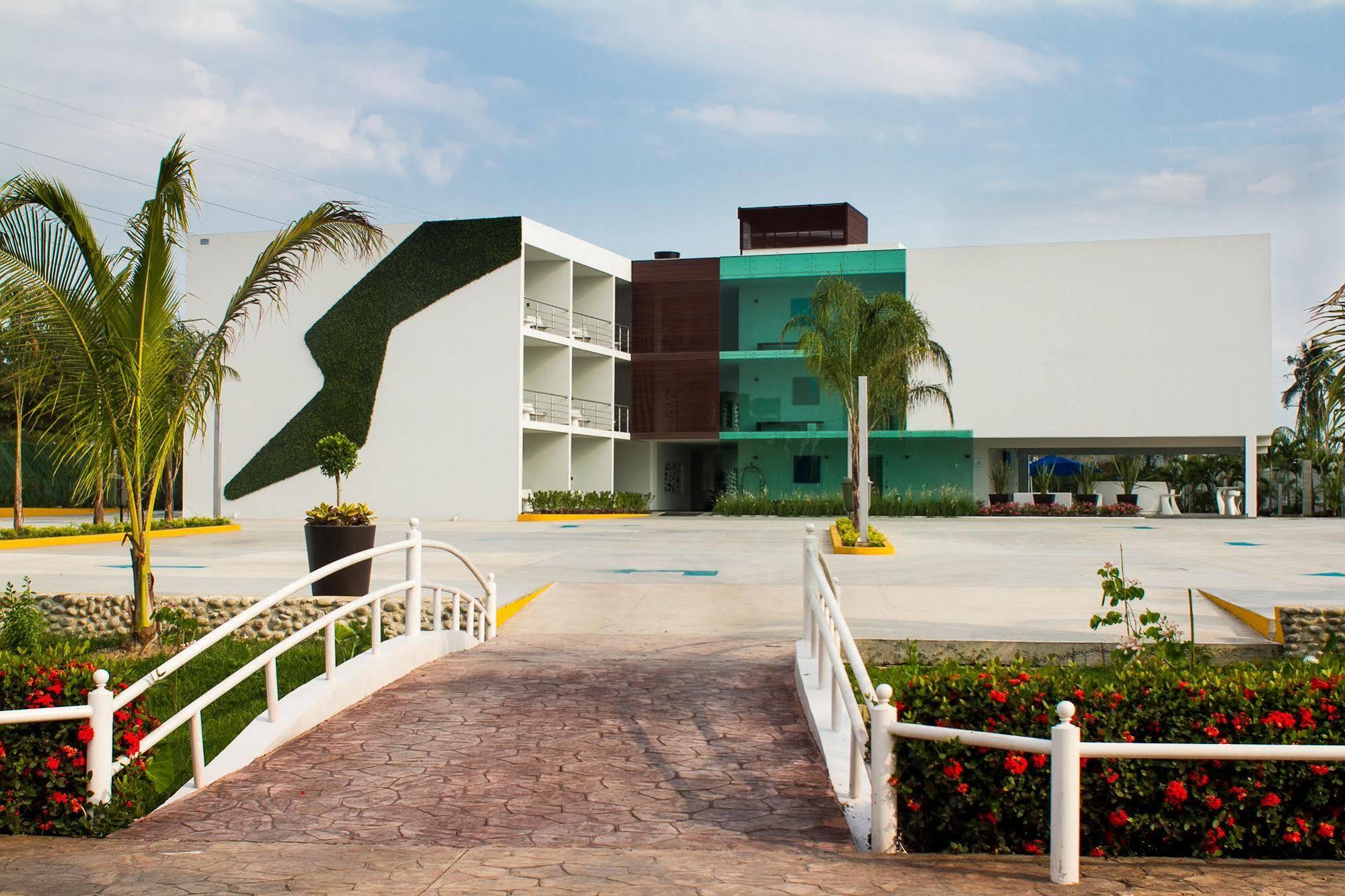 Martínez de La Torre Hotel Aqua Spa & Resort מראה חיצוני תמונה